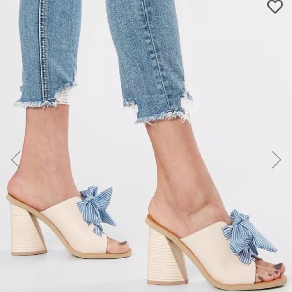 Dolce Vita Amber Cream and Blue Striped Heels Size 8 - Picture 8 of 8